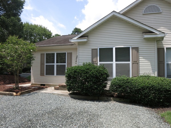 314 A Davie Rd
