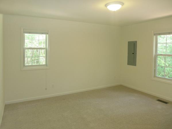 Bedroom - on main
