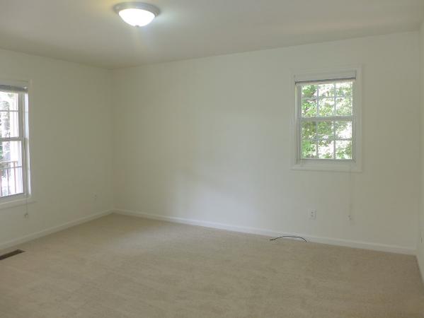 Bedroom - on main