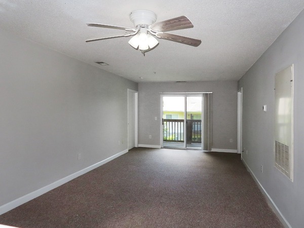 Dining to living room
