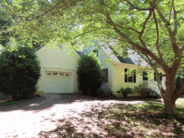 205 S English Hill Ln.