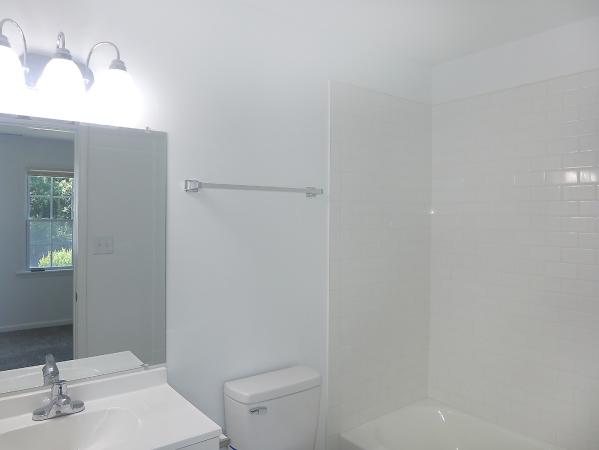 Bathroom, with bedroom